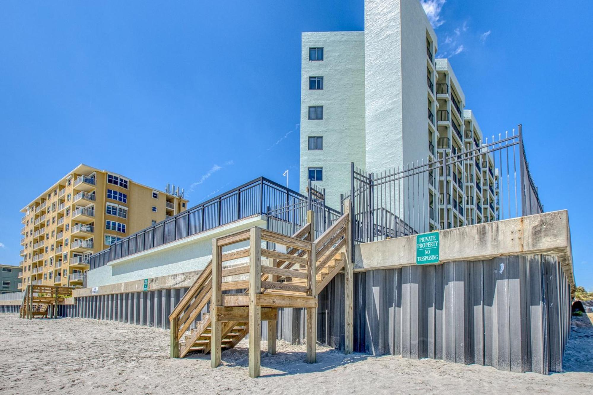 Ocean View With A Beachfront Pool At Ocean Trillium Condo ~ 403 New Smyrna Beach Kültér fotó