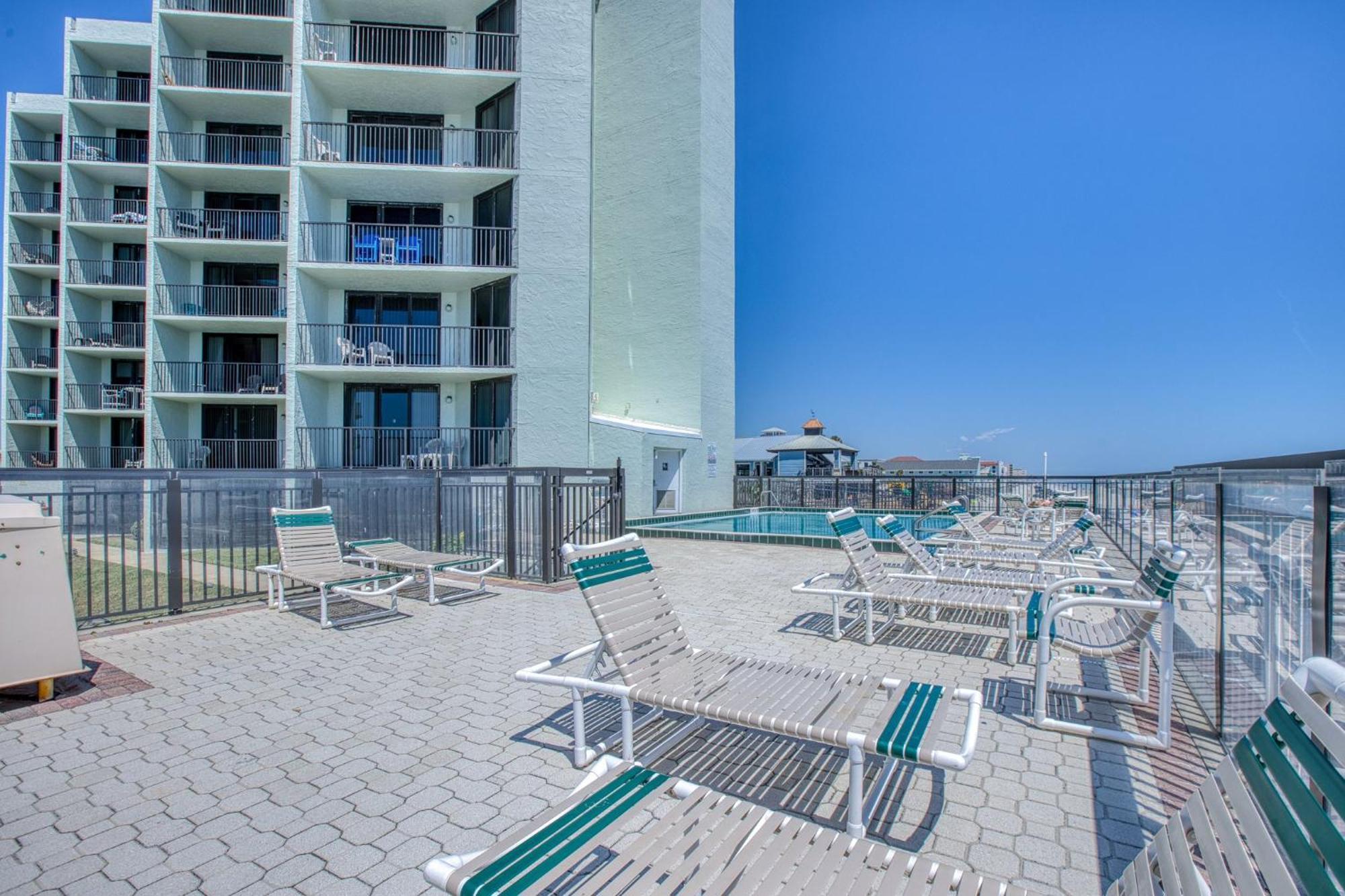 Ocean View With A Beachfront Pool At Ocean Trillium Condo ~ 403 New Smyrna Beach Kültér fotó