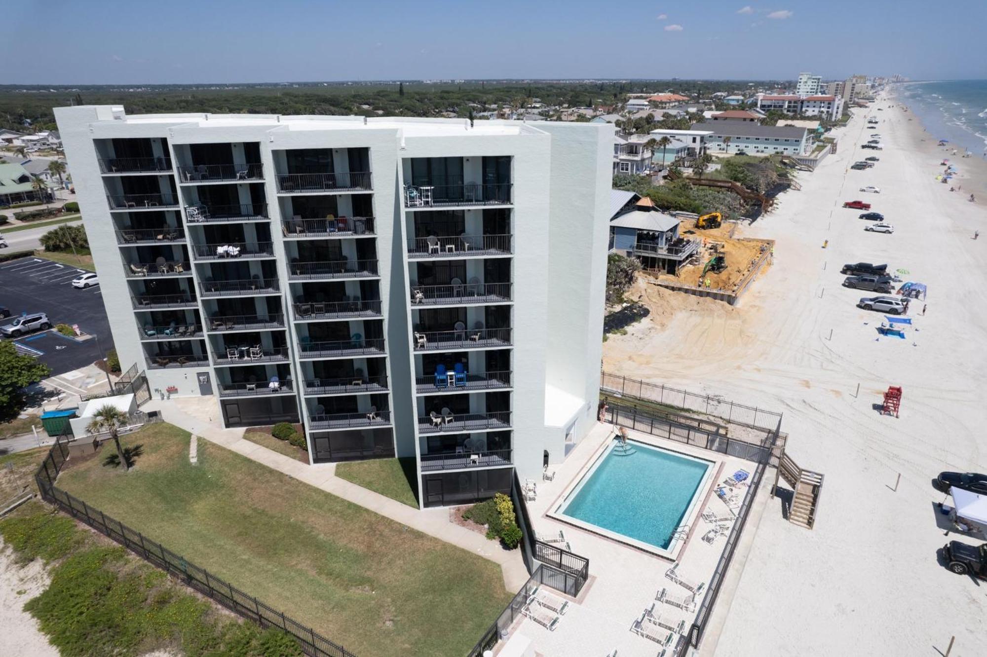 Ocean View With A Beachfront Pool At Ocean Trillium Condo ~ 403 New Smyrna Beach Kültér fotó