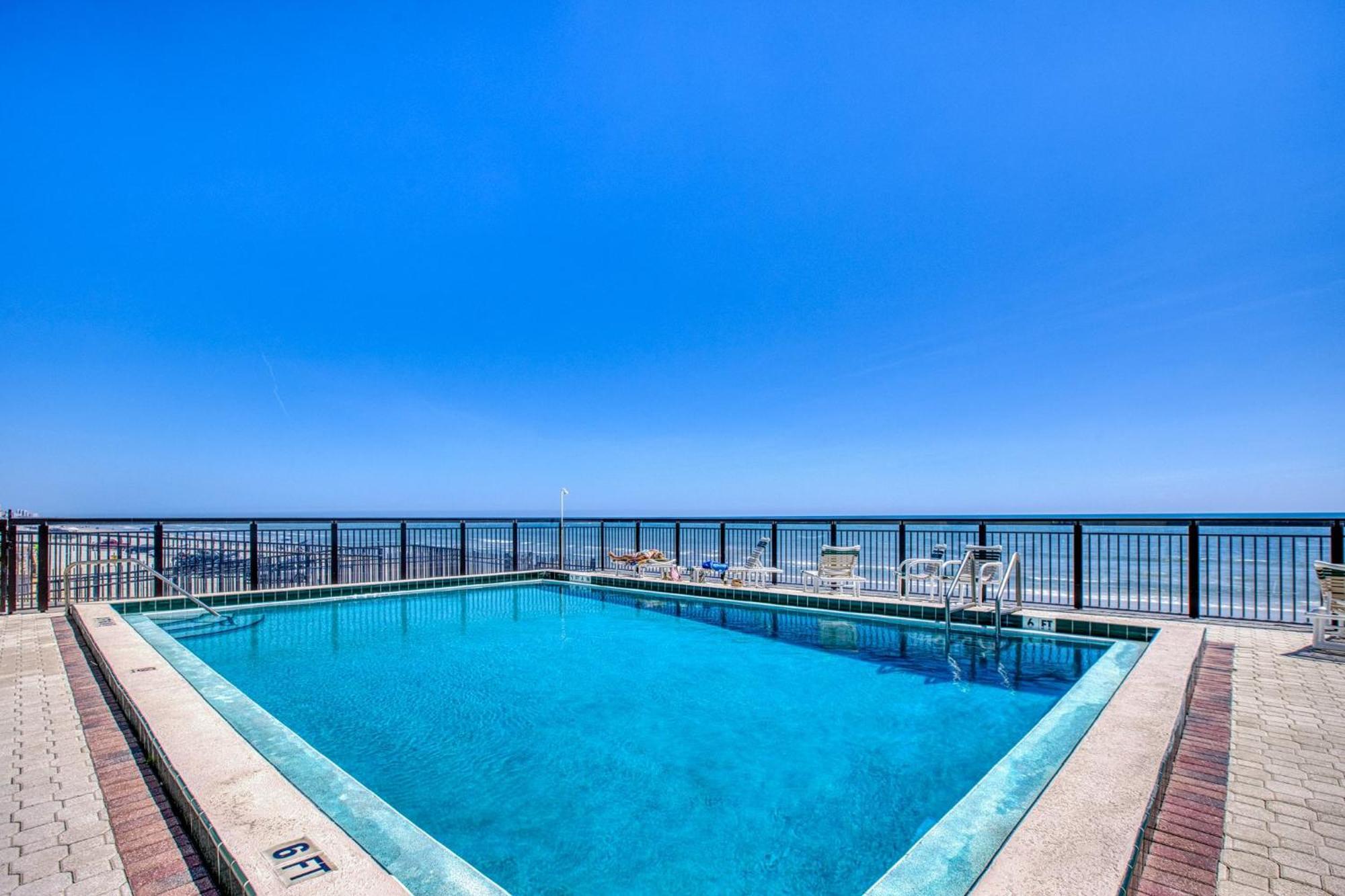 Ocean View With A Beachfront Pool At Ocean Trillium Condo ~ 403 New Smyrna Beach Kültér fotó